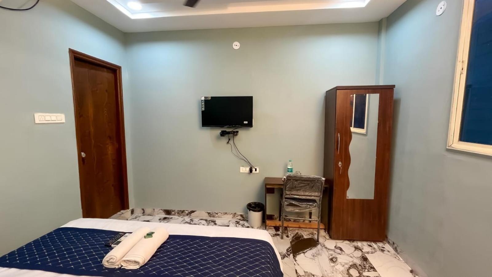 Hotel Abhinandan Индаур Экстерьер фото
